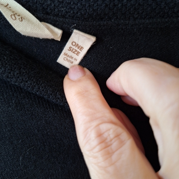 Soft Surroundings Womens Black Sweater Fringe Crocheted Poncho. One Size - Picture 3 of 8